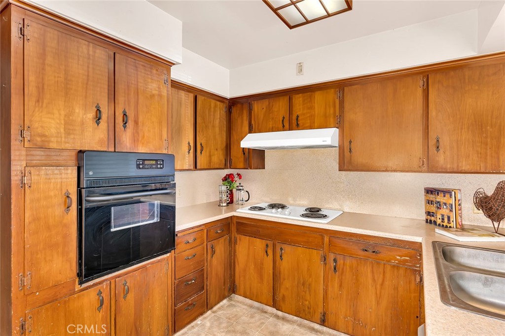 2602 10th Ave, Merced, CA 95340