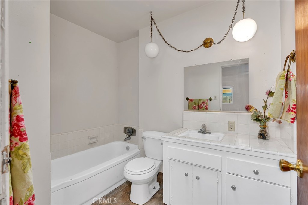 2602 10th Ave, Merced, CA 95340