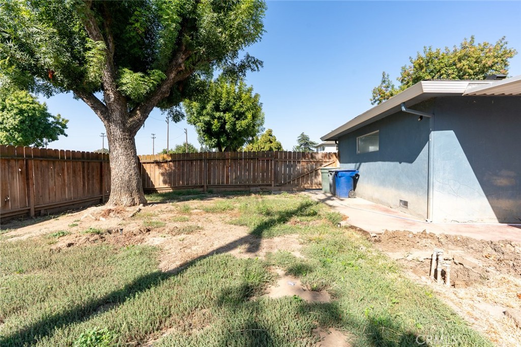 2602 10th Ave, Merced, CA 95340