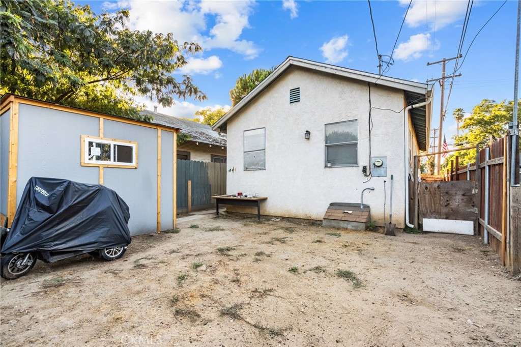 2222 P St, Merced, CA 95340