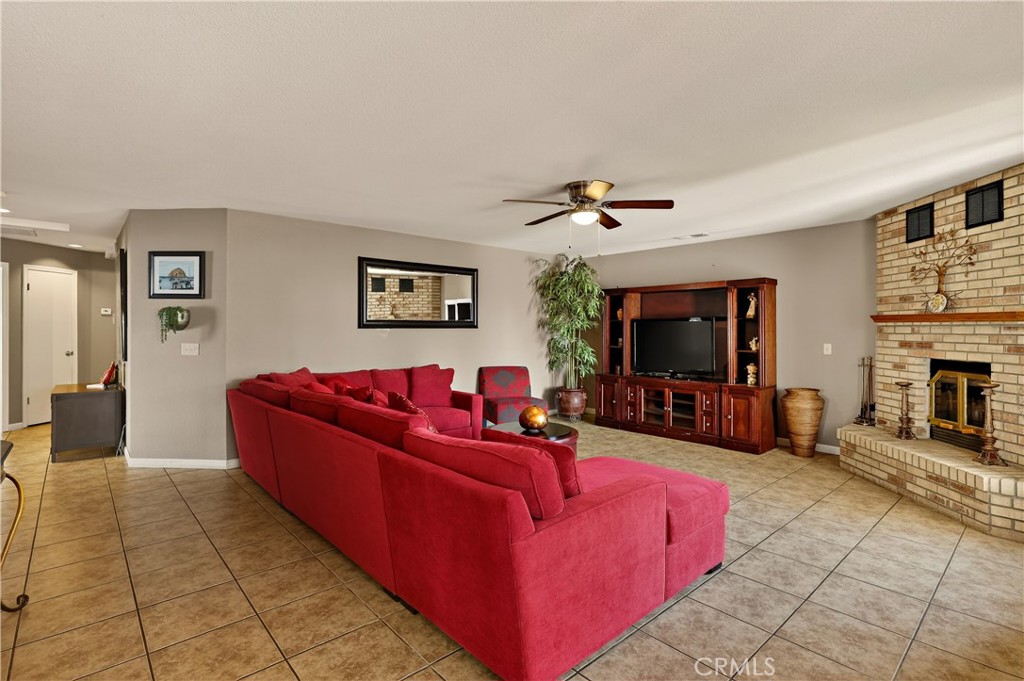 3045 Silver Elm, Merced, CA 95340