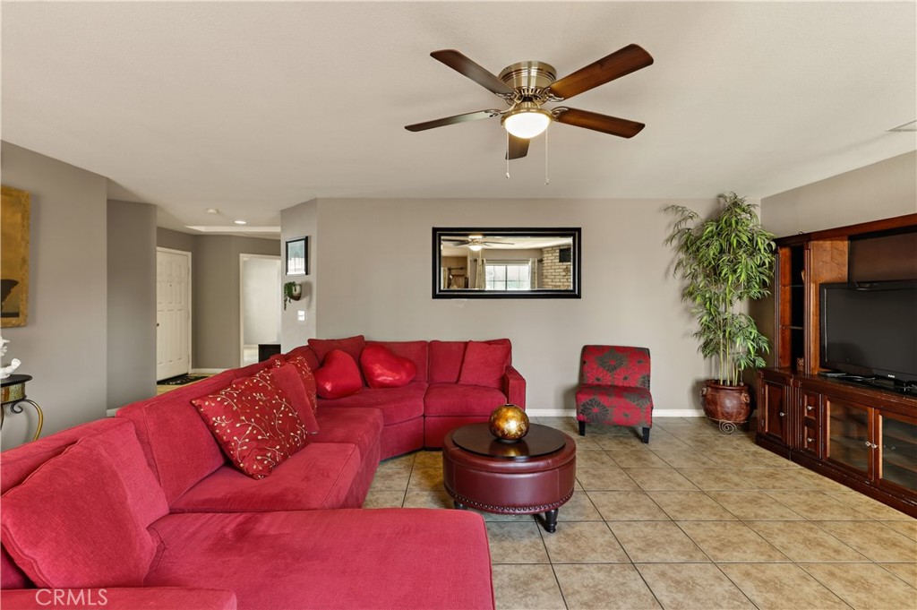 3045 Silver Elm, Merced, CA 95340