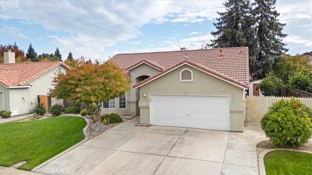 1986 Woodhaven, Merced, CA 95340