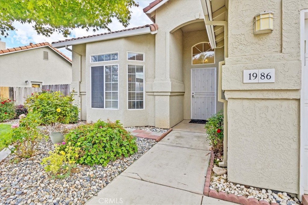 1986 Woodhaven, Merced, CA 95340