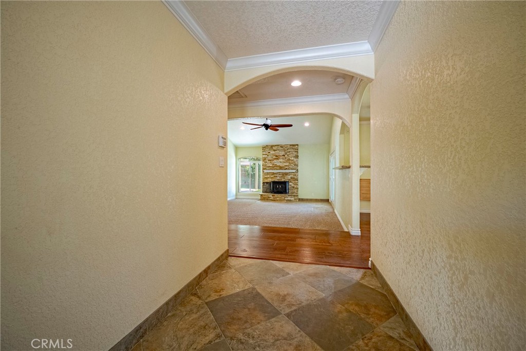 2988 Bedford, Merced, CA 95340