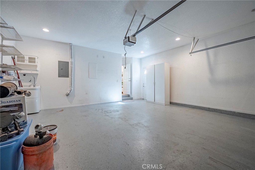 2988 Bedford, Merced, CA 95340