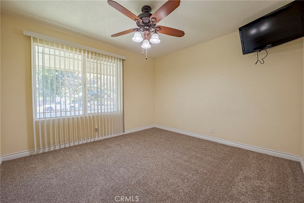 2988 Bedford, Merced, CA 95340