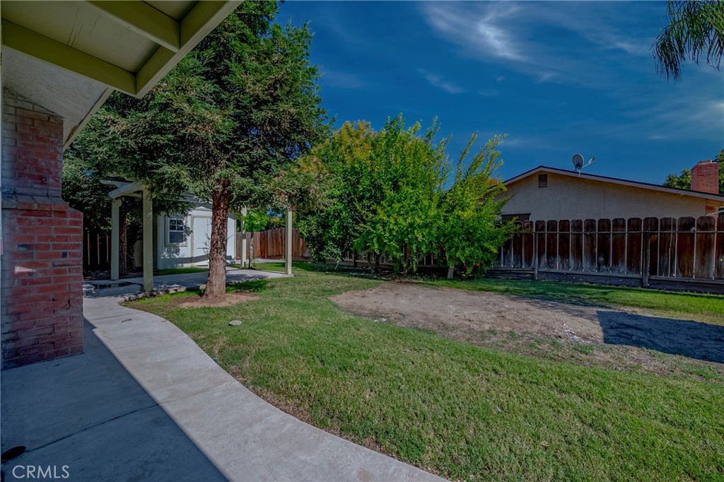 2988 Bedford, Merced, CA 95340