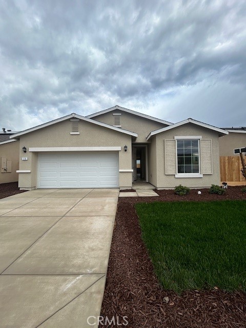 176 Squaw Valley Dr, Merced, CA 95341