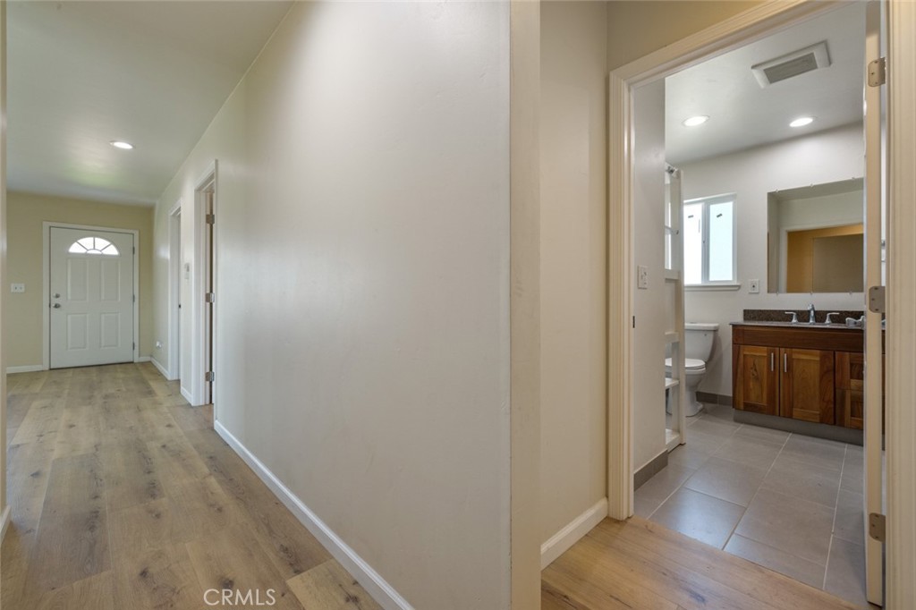 19247 Third, Stevinson, CA 95374