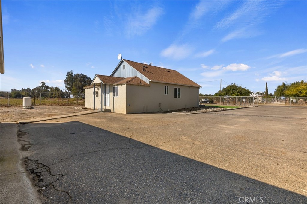 19247 Third, Stevinson, CA 95374