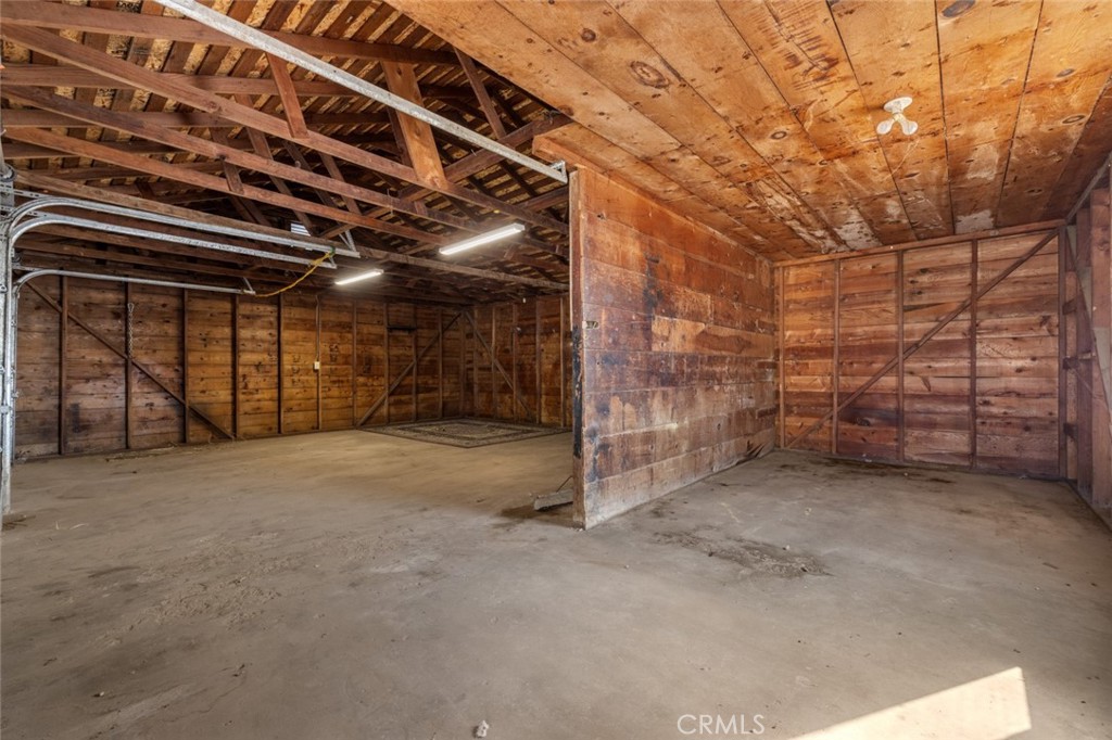 19247 Third, Stevinson, CA 95374