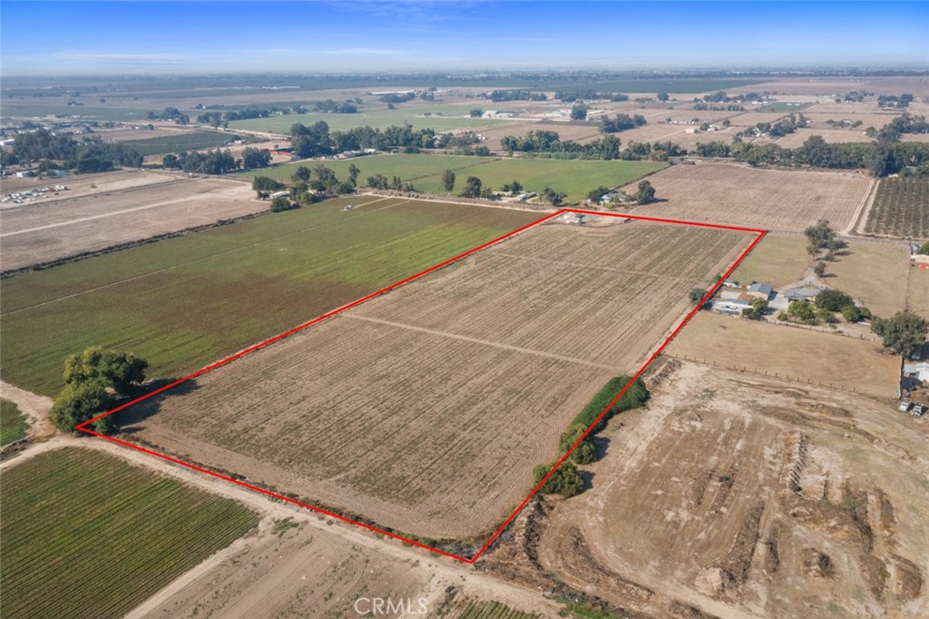 19247 Third, Stevinson, CA 95374