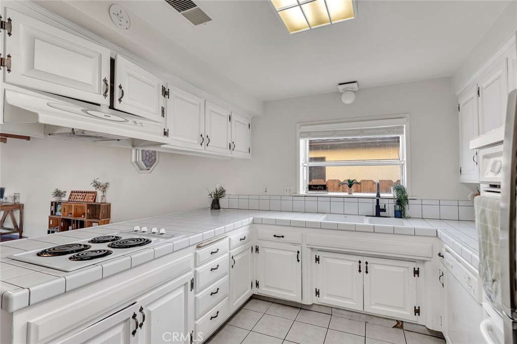 1062 Madison, Los Banos, CA 93635