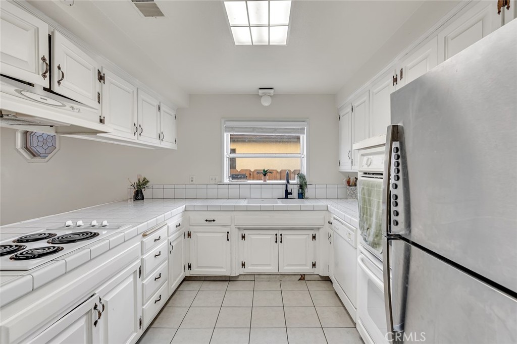 1062 Madison, Los Banos, CA 93635