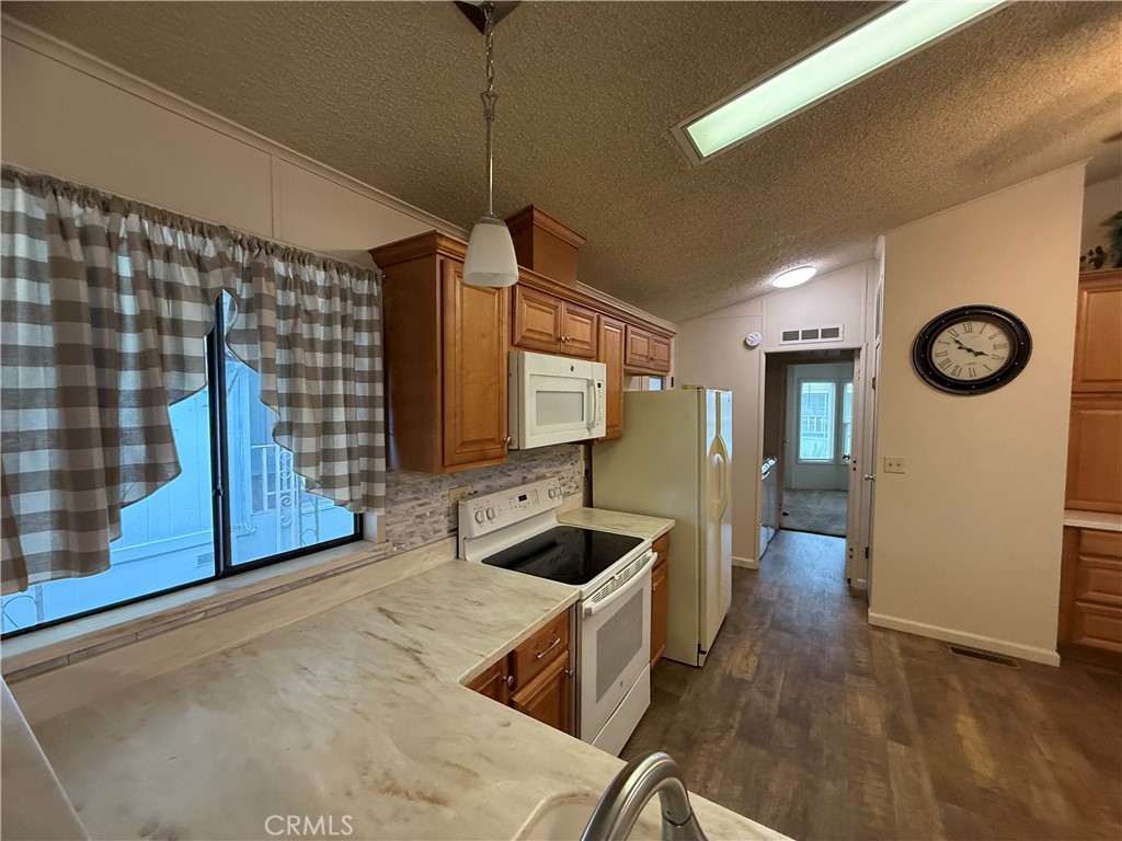 19960 American Ave #35, Hilmar, CA 95324