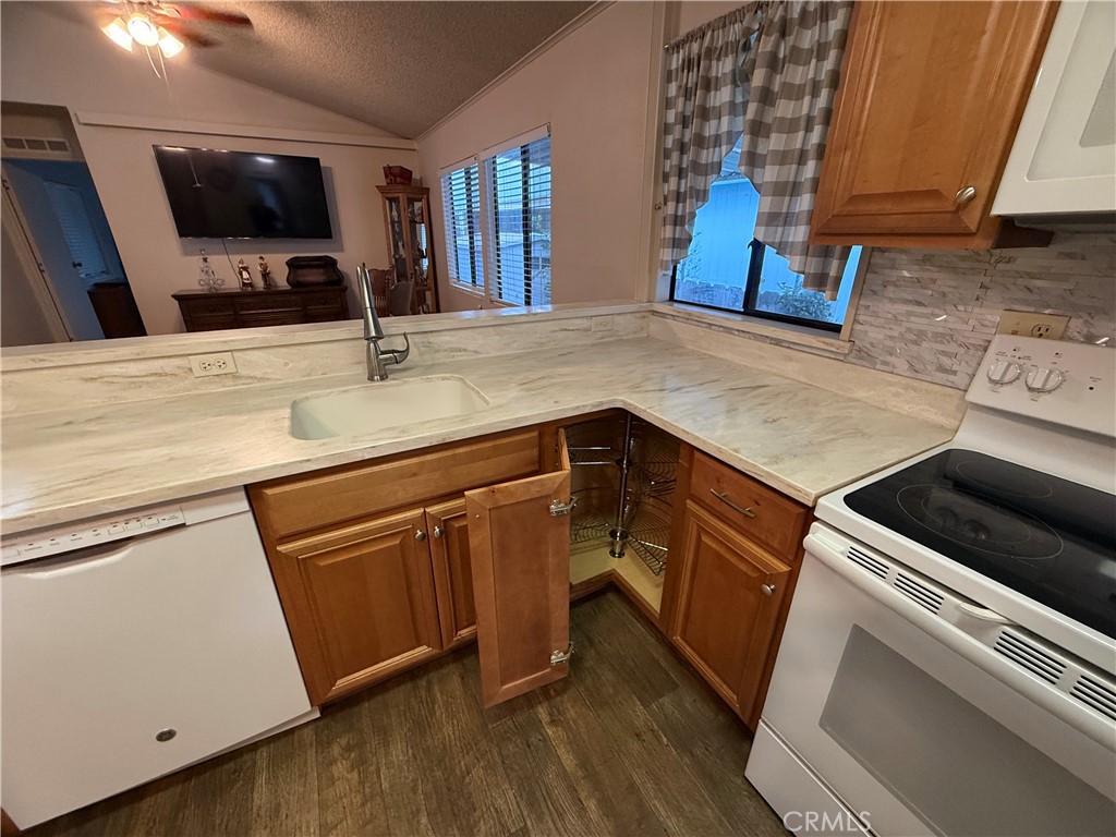 19960 American Ave #35, Hilmar, CA 95324