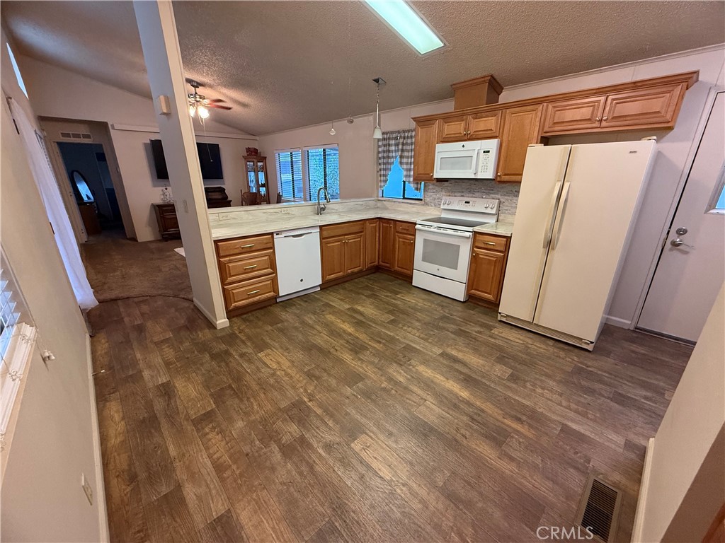 19960 American Ave #35, Hilmar, CA 95324