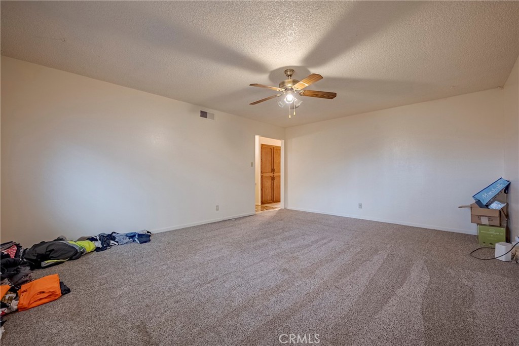 688 Elise Ct, Merced, CA 95340