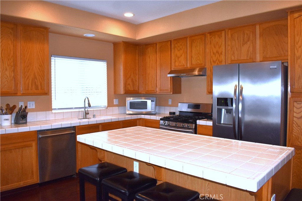 1405 Jantzen Ave, Atwater, CA 95301