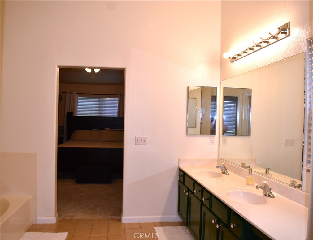 1405 Jantzen Ave, Atwater, CA 95301