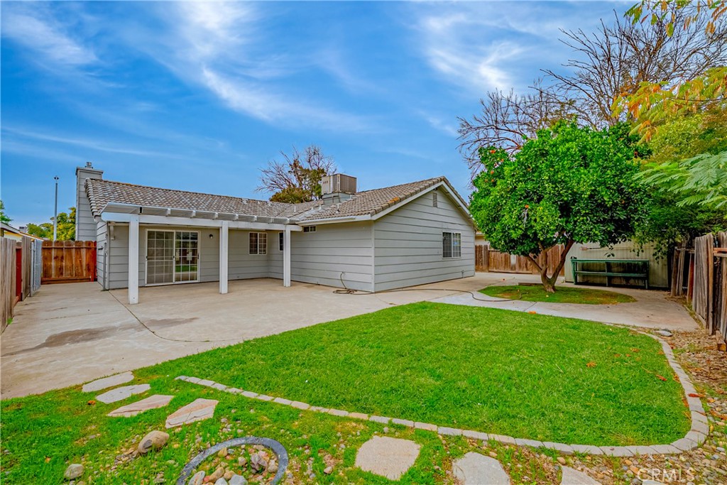 3482 Arch Rock Rd, Merced, CA 95340