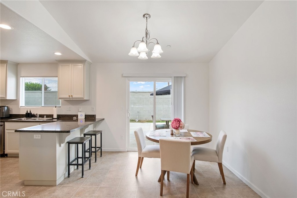 7418 W Meadowlark Ct, Winton, CA 95388