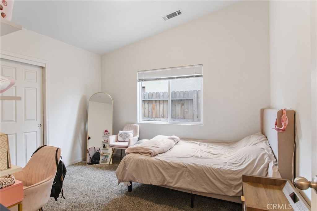 7418 W Meadowlark Ct, Winton, CA 95388