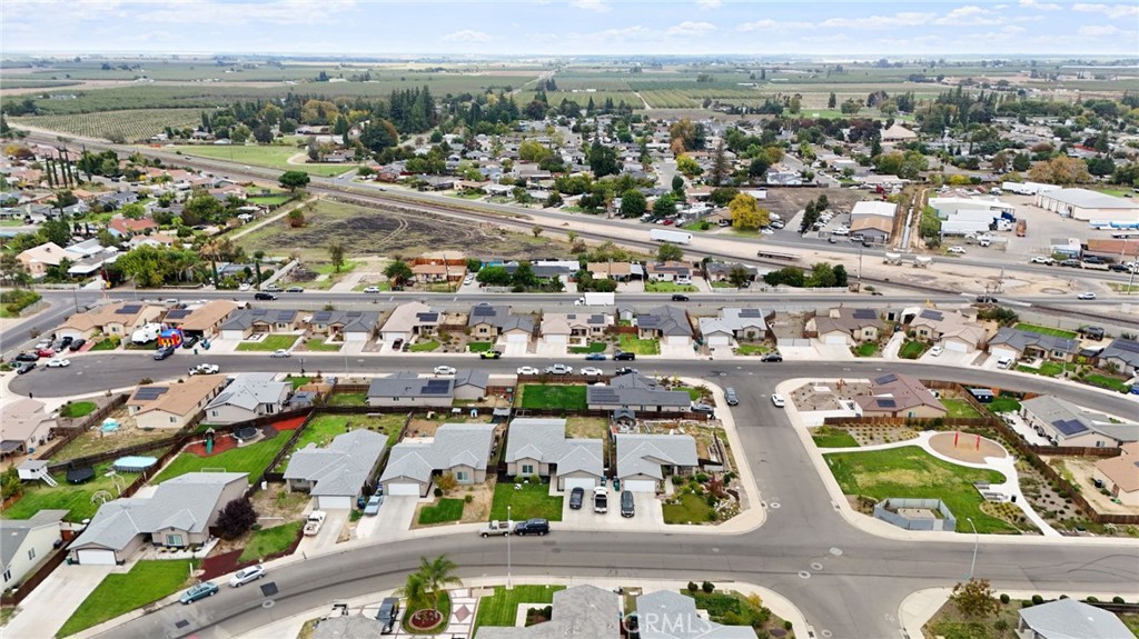 7418 W Meadowlark Ct, Winton, CA 95388