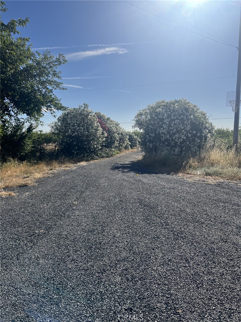 547 Lone Tree Rd, Oroville, CA 95965