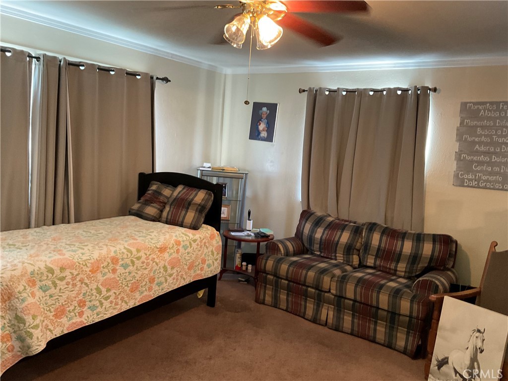 915 R St, Merced, CA 95341