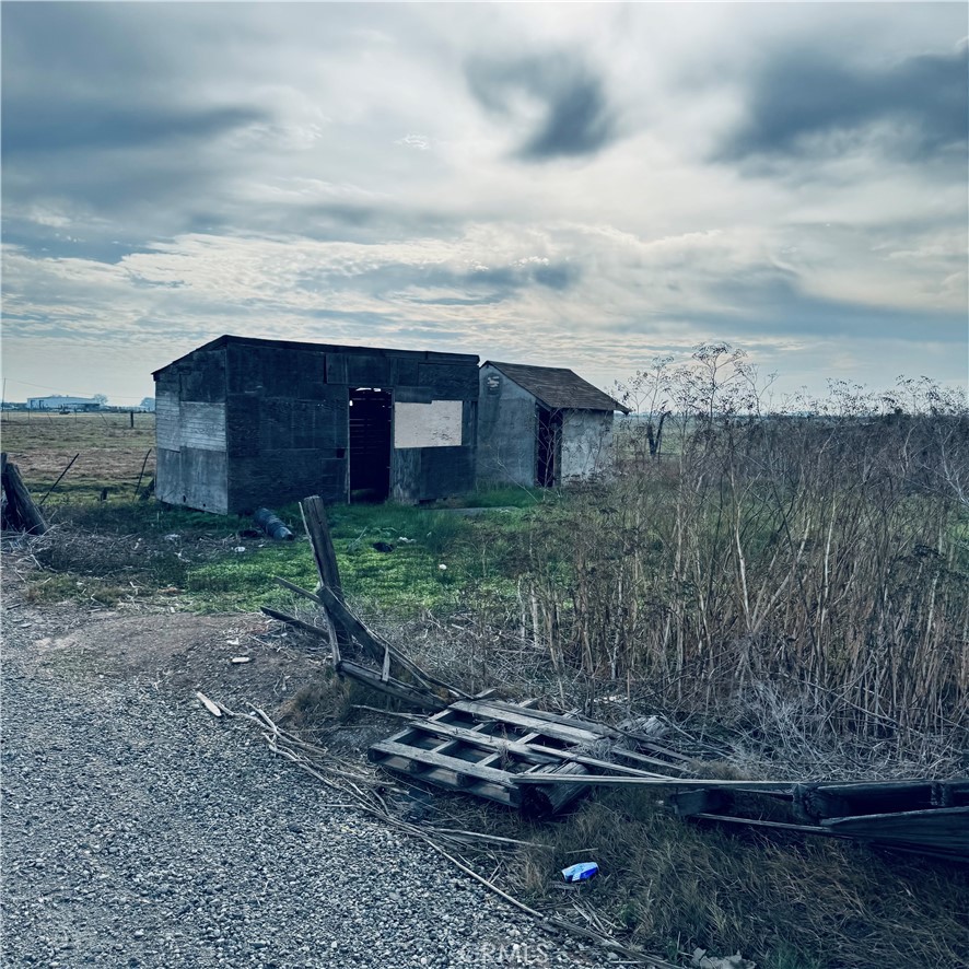 21975 State Highway 140, Stevinson, CA 95374