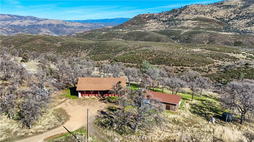 4745 Bear Valley, Mariposa, CA 95338