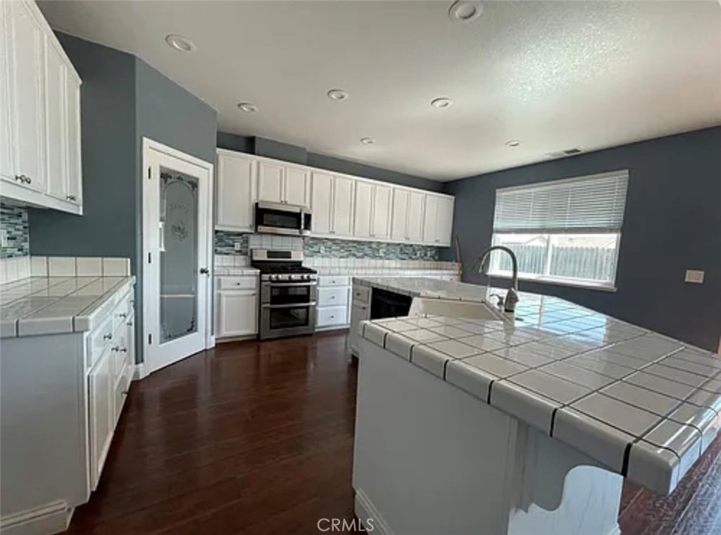 2018 Peregrine, Manteca, CA 95337