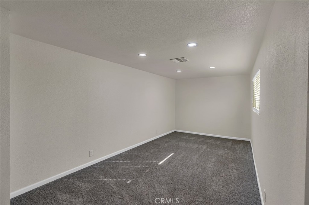 3061 El Capitan, Merced, CA 95340