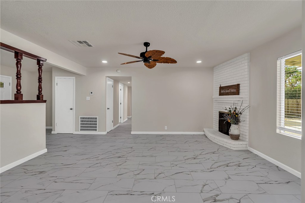 3061 El Capitan, Merced, CA 95340