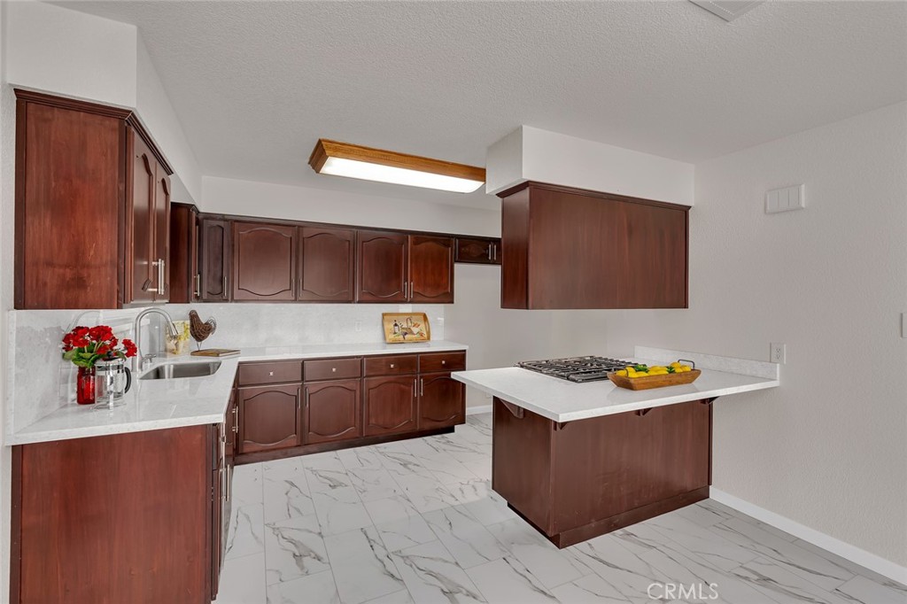 3061 El Capitan, Merced, CA 95340