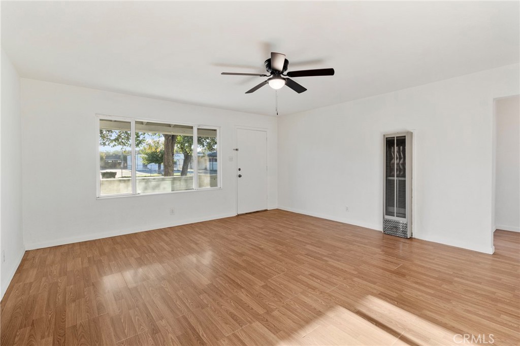 817 T St, Merced, CA 95341