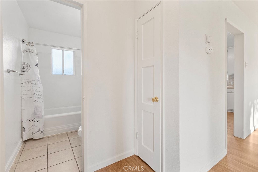 817 T St, Merced, CA 95341