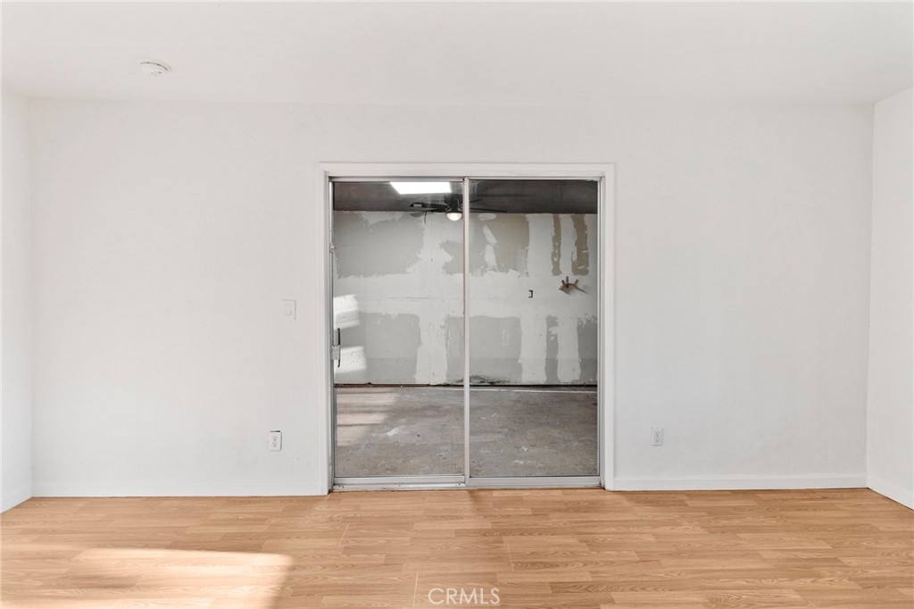 817 T St, Merced, CA 95341