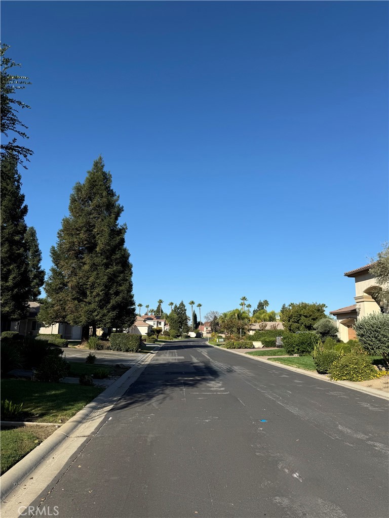 3165 Augusta, Chowchilla, CA 93610