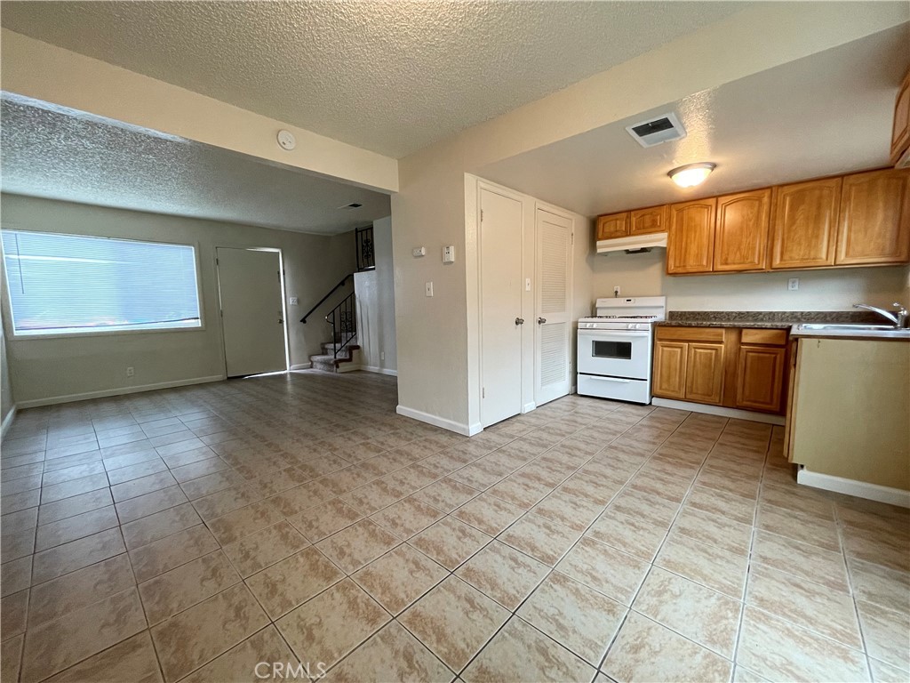 1250 I, Merced, CA 95341