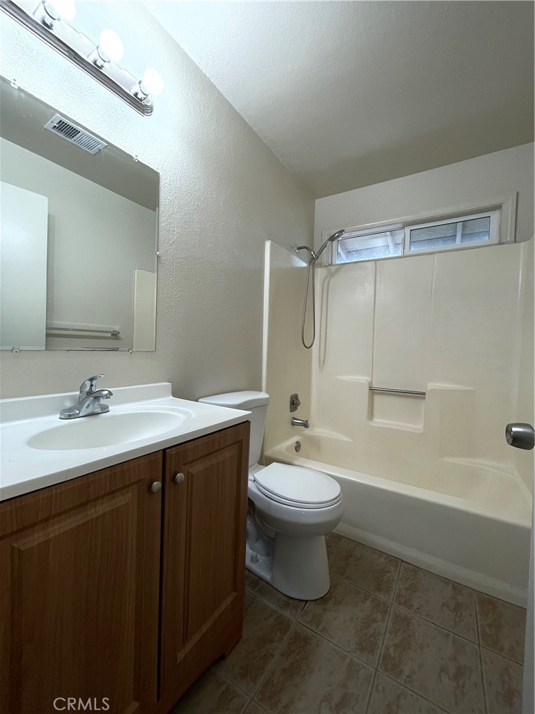 1963 Shadowbrook, Merced, CA 95348