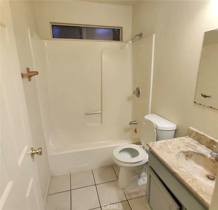 1973 Shadowbrook, Merced, CA 95348