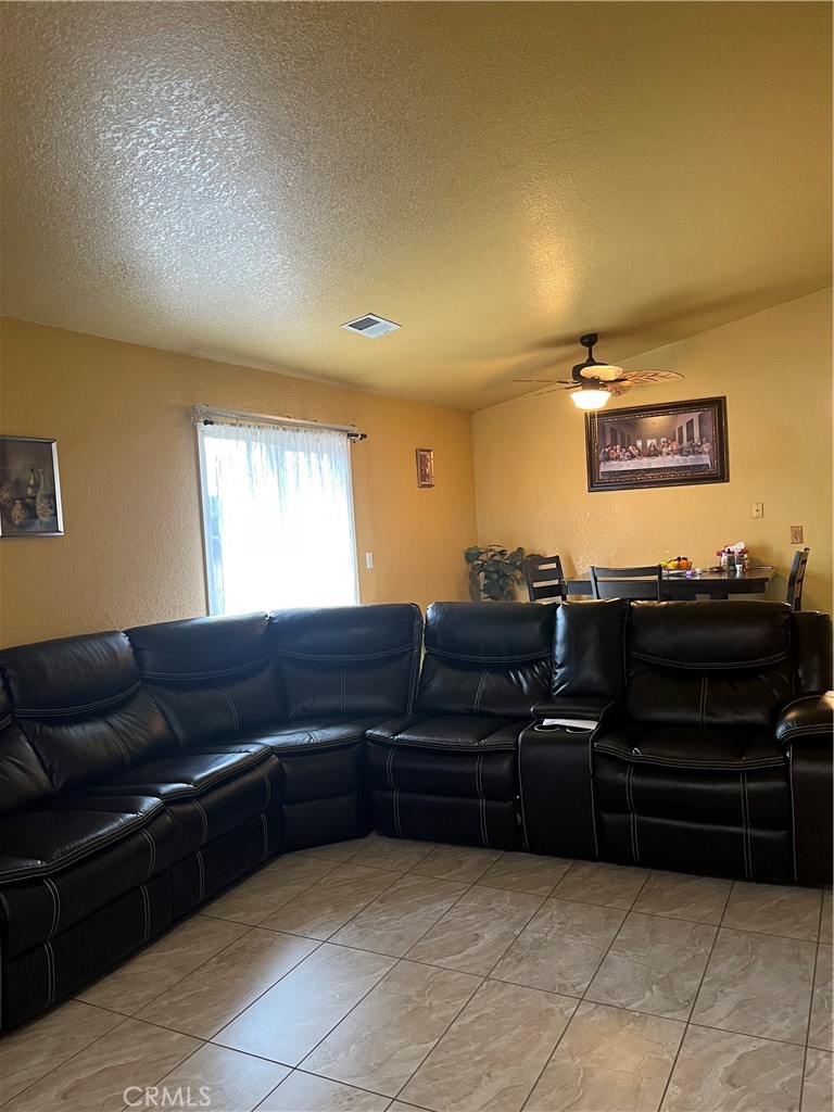 1395 Vine St, Atwater, CA 95301