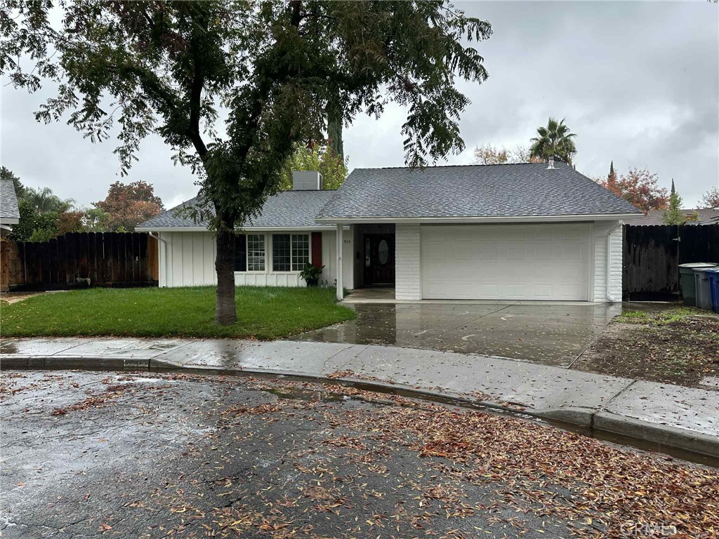 1939 Sierra Ct, Merced, CA 95340