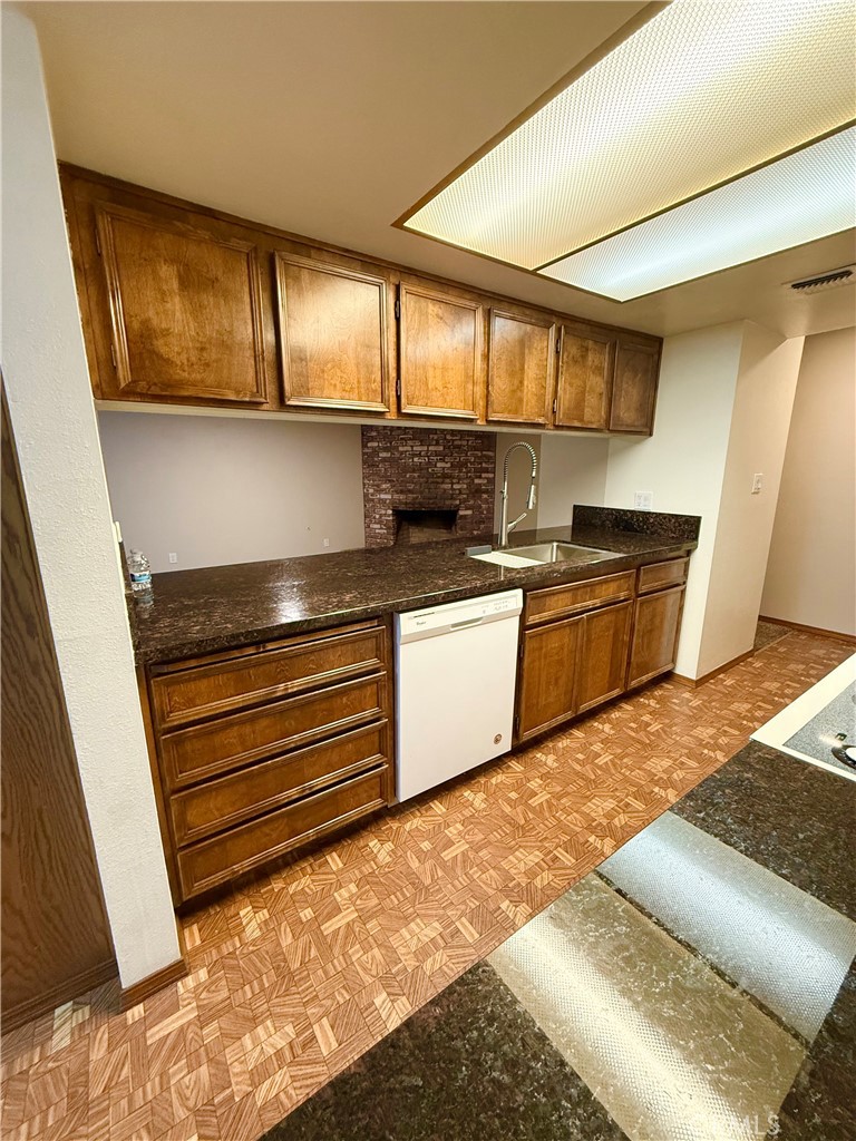 3317 Moonview, Ceres, CA 95307