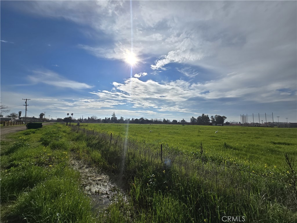 2299 E Childs, Merced, CA 95341