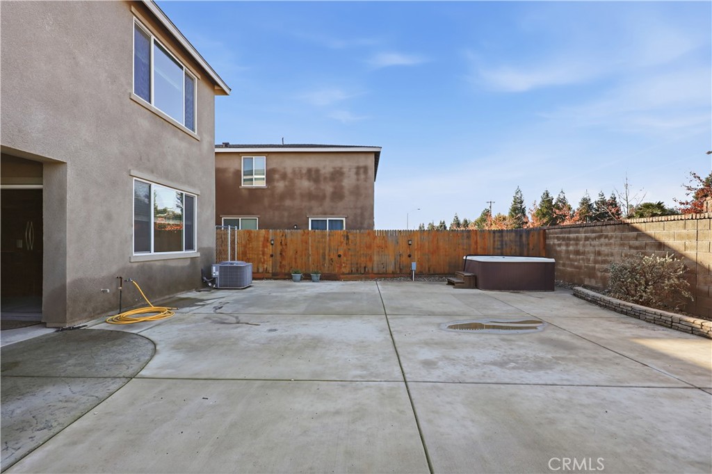 2367 Explorador, Merced, CA 95340