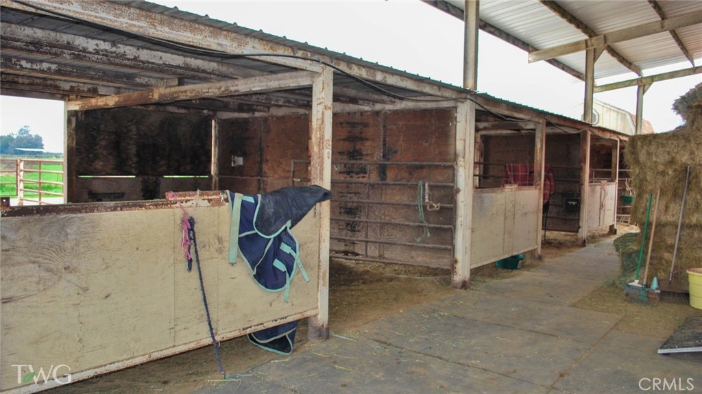 19331 First, Stevinson, CA 95374